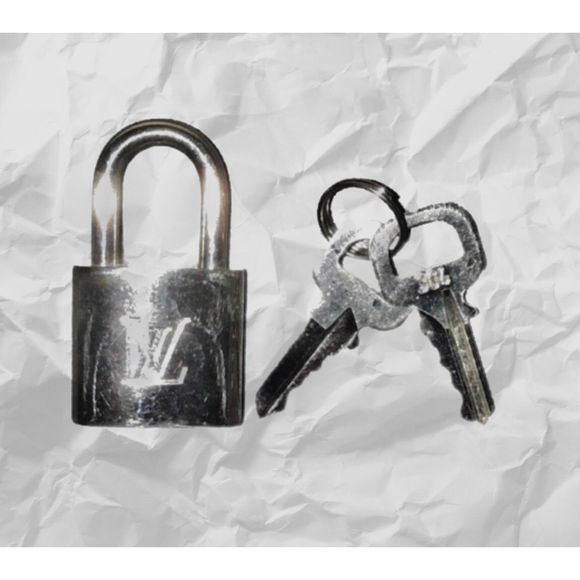 LOUIS VUITTON Palladium Lock and Key Numbers 304 Silver Padlock Rare AUTHENTIC - Picture 6 of 15